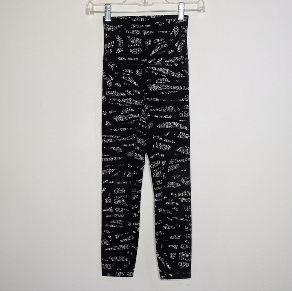 Lululemon Wunder Under Black White Pull On Athletic Exercise Workout Legging 2 - Picture 1 of 10
